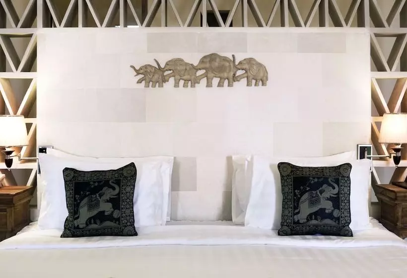 リゾートホテル Sea Breeze Candidasa