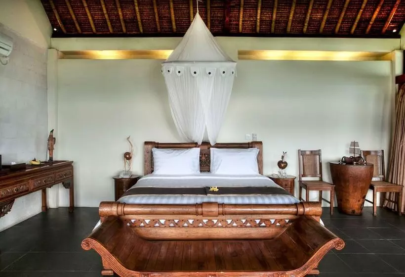 リゾートホテル Sea Breeze Candidasa