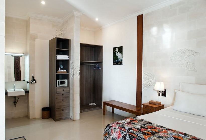 Resort Sea Breeze Candidasa