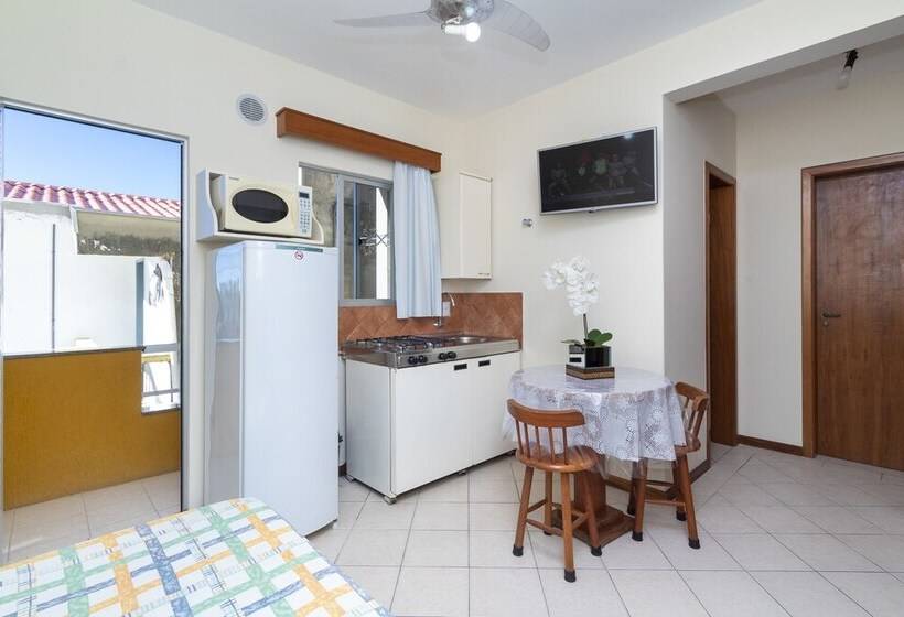 Pousada Acapulco   Bombinhas