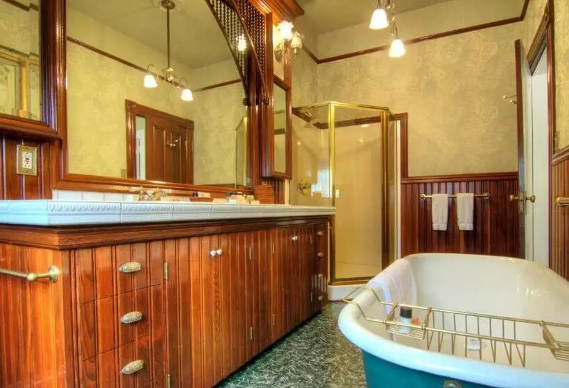 Bed and Breakfast Gingerbread Mansion