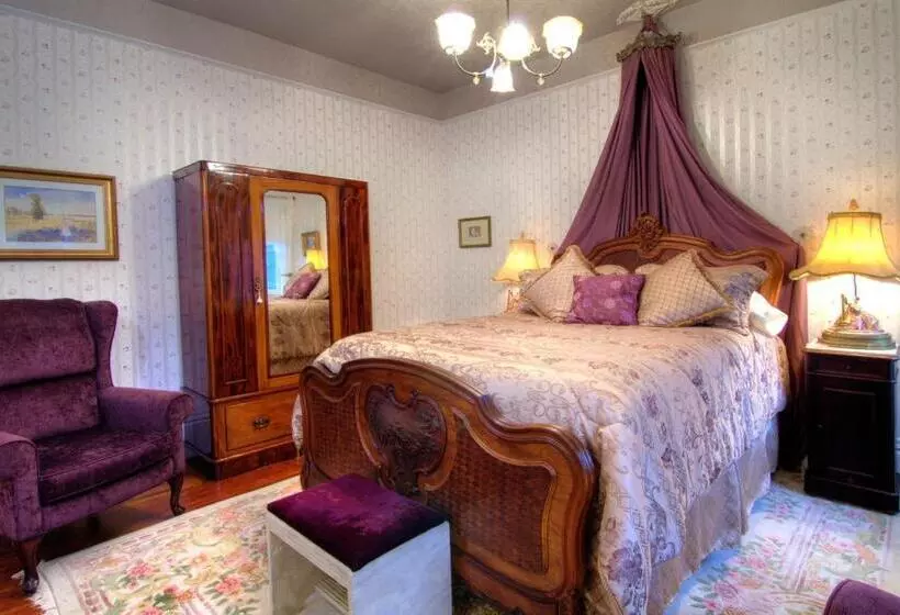 Bed and Breakfast Gingerbread Mansion