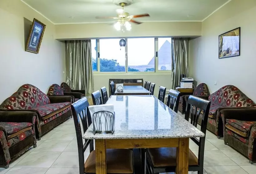 تختخواب و صبحانه Guardian Guest House