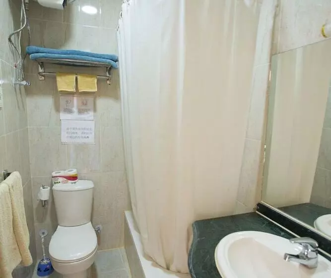 تختخواب و صبحانه Guardian Guest House