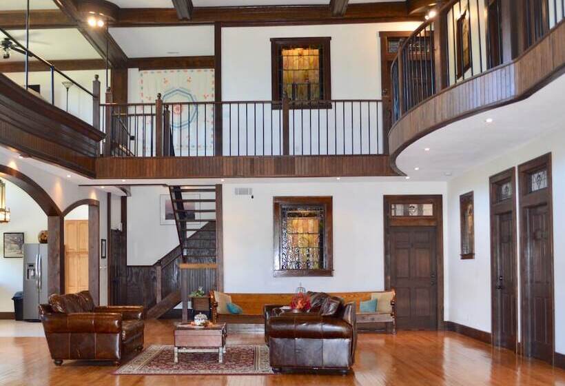 مبيت وإفطار Mcgrady Inn