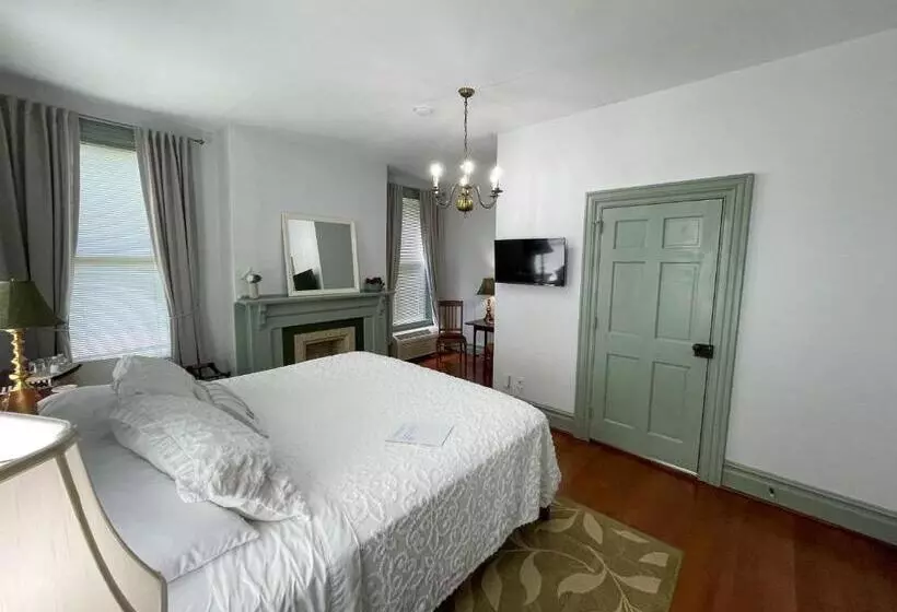 تختخواب و صبحانه Meadows Inn