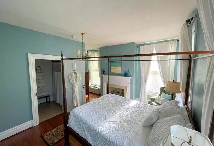 تختخواب و صبحانه Meadows Inn