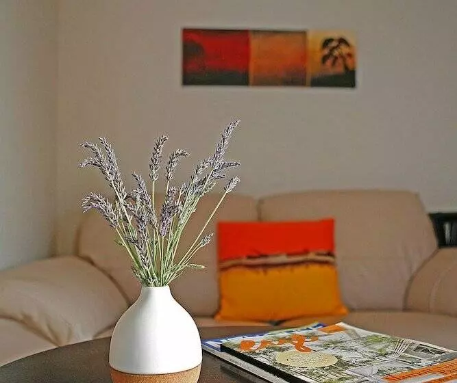 ベッドアンドブレックファースト Sugarloaf Lodge