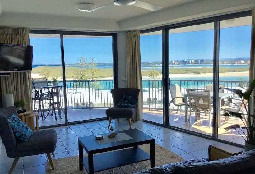 Centrepoint Apartments Caloundra