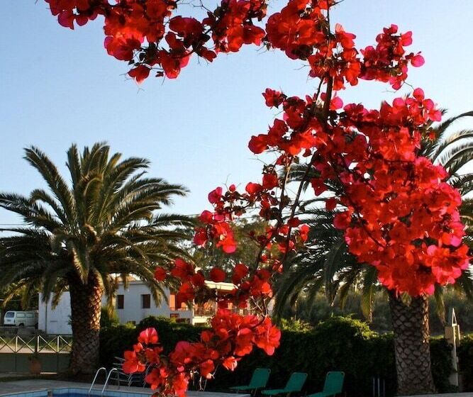 Cormoranos Apartments