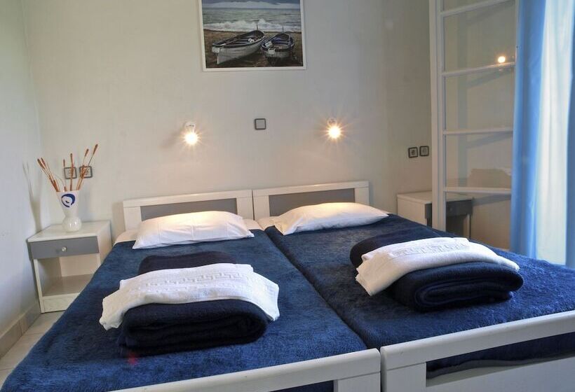 Cormoranos Apartments