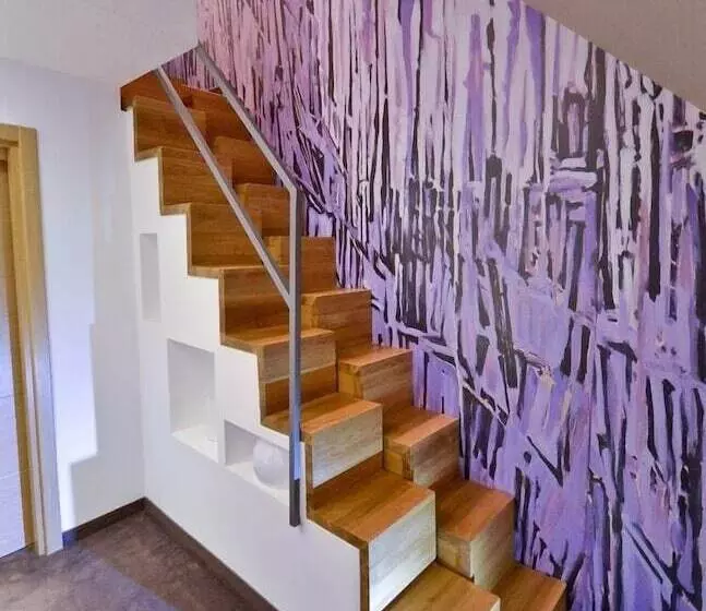 ホテル Artloft Garni