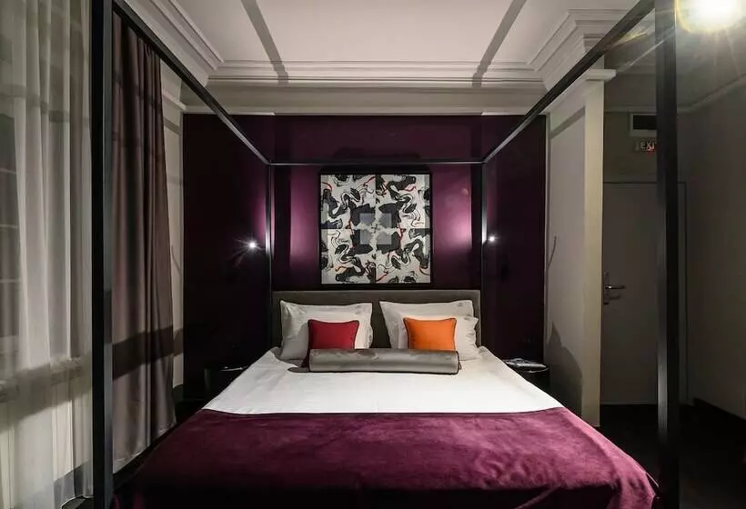 ホテル Artloft Garni