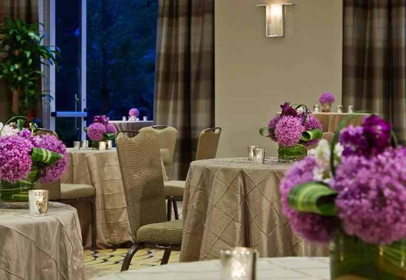 Отель Hyatt Regency Atlanta Perimeter At Villa Christina