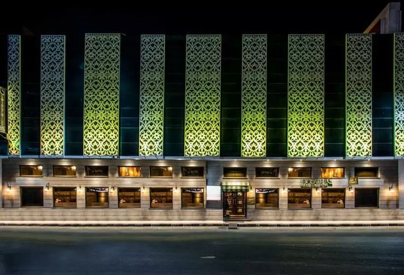 هتل Leisure Inn Grand Chanakya