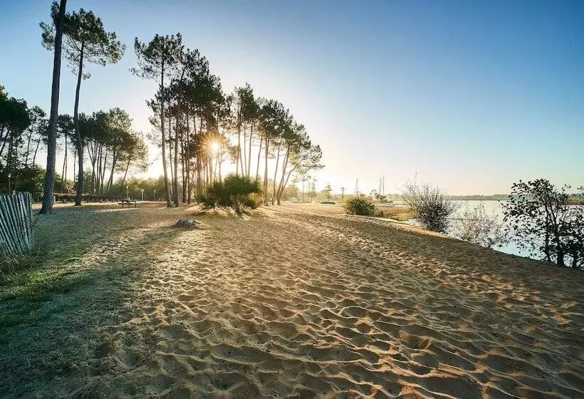 Hotelli Les Cottages Du Lac