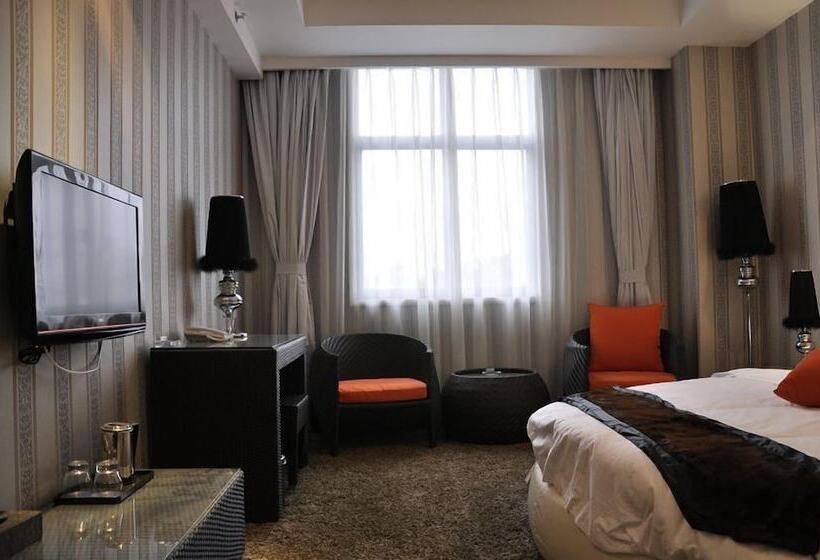 Hotel Luoyang Bohemia