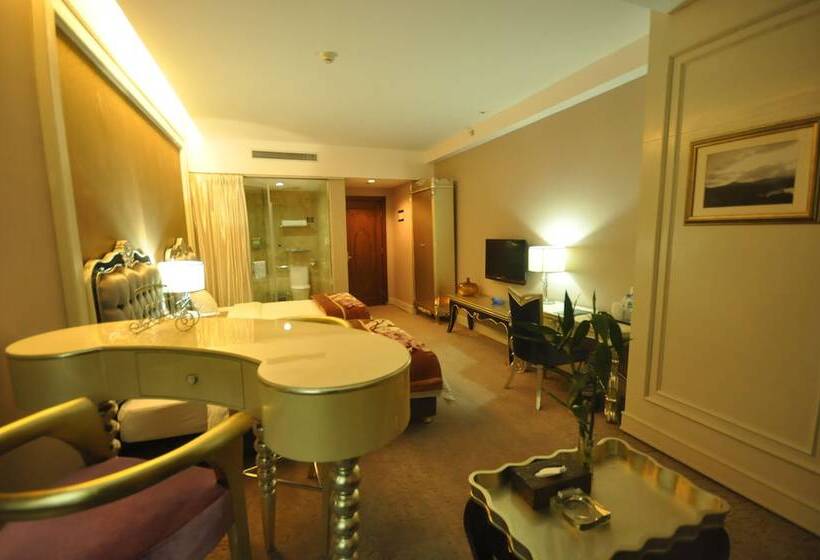 Hotel Luoyang Bohemia