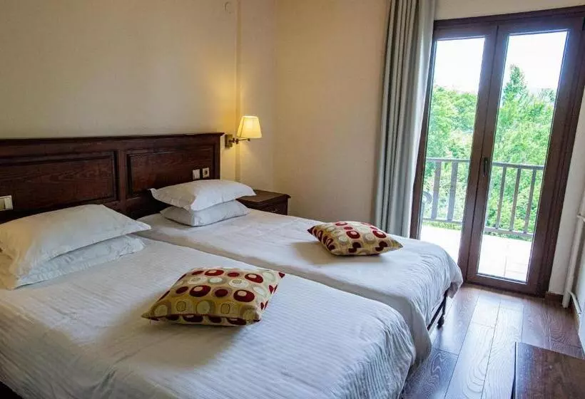 酒店 Manthos Mountain Resort & Spa