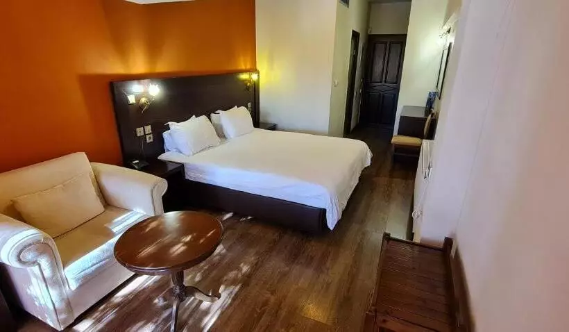 酒店 Manthos Mountain Resort & Spa