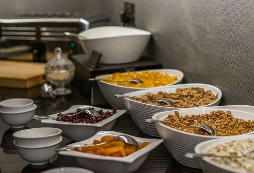 هتل Montcalm Brewery Townhouse