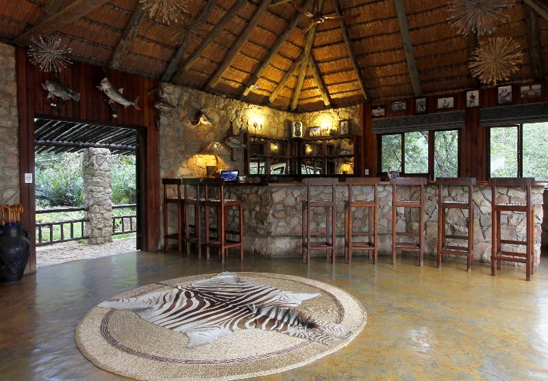 酒店 Shayamoya Tiger Fishing And Game Lodge