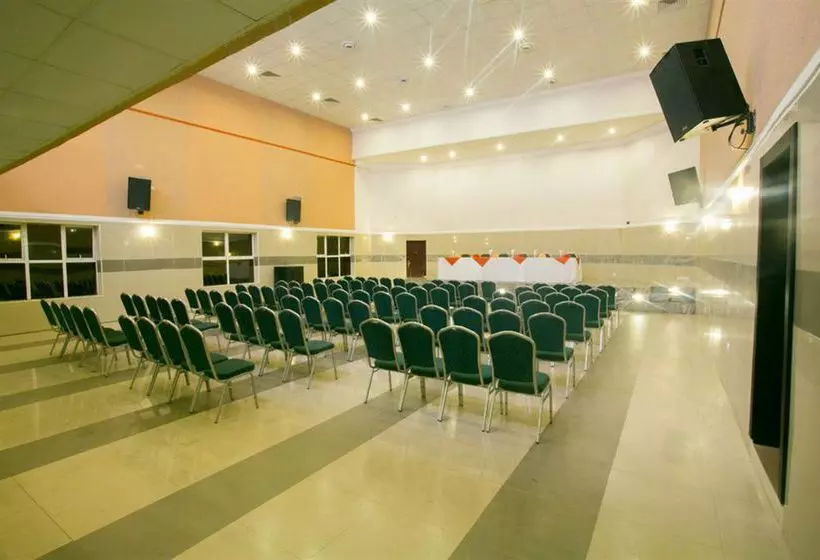 هتل D Palms Airport