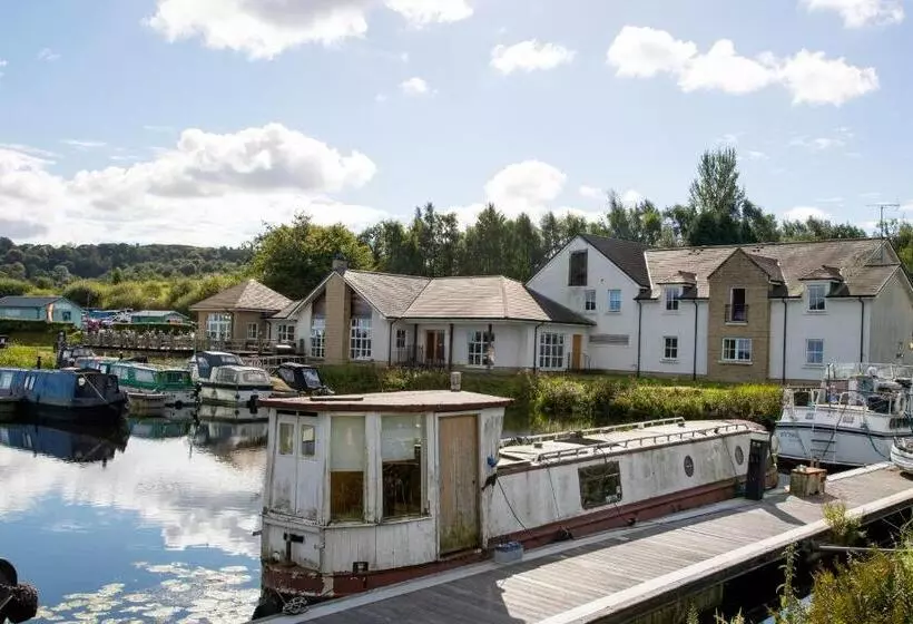 هتل The Boat House