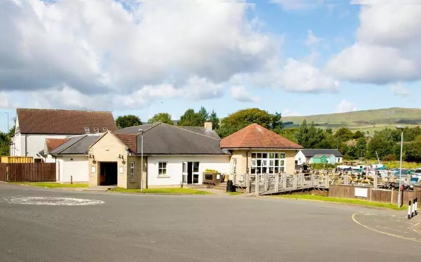 هتل The Boat House