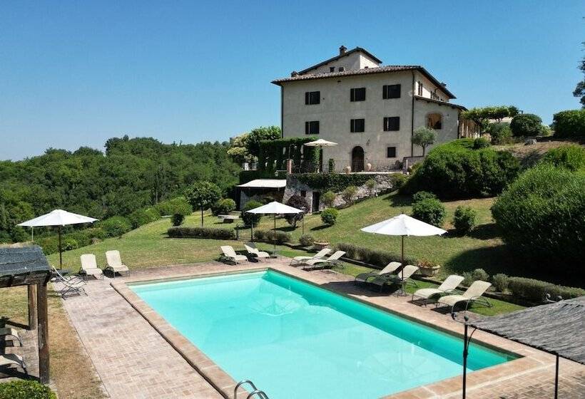 هتل Torre Palombara   Dimora Storica