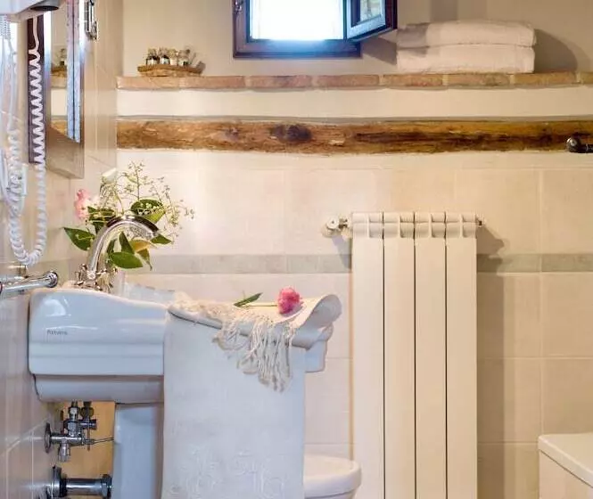 فندق Torre Palombara Dimora Storica