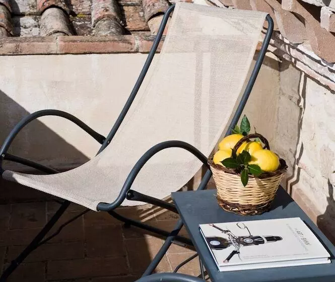 فندق Torre Palombara Dimora Storica