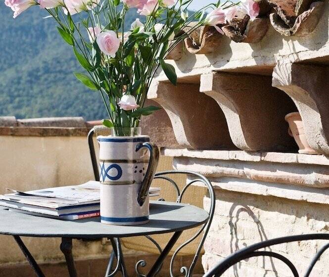 هتل Torre Palombara   Dimora Storica