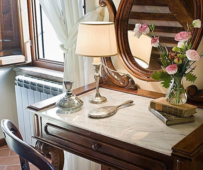 هتل Torre Palombara   Dimora Storica