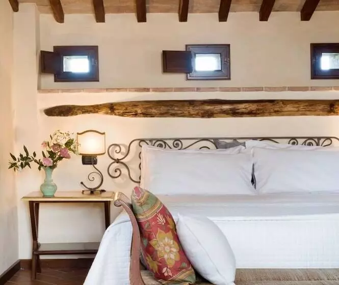 فندق Torre Palombara Dimora Storica