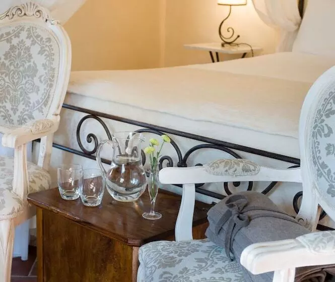 فندق Torre Palombara Dimora Storica