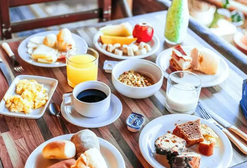 酒店 Pousada Aporan Ilhabela