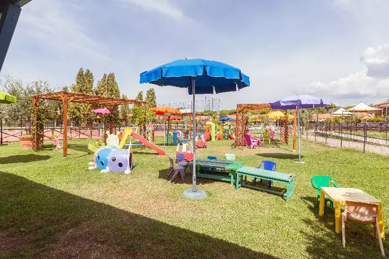 Отель Villaggio Mare Si