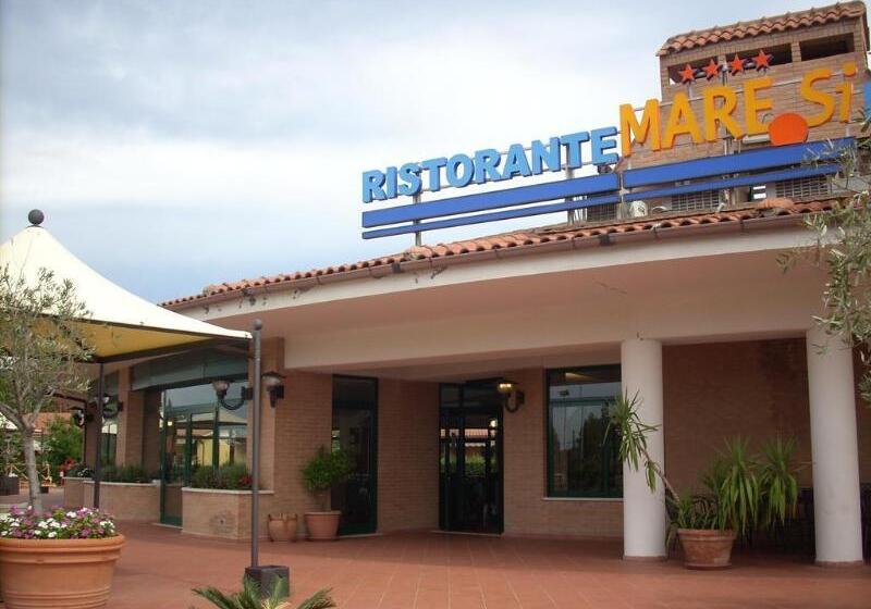 Отель Villaggio Mare Si
