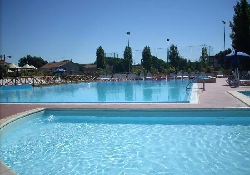 Отель Villaggio Mare Si