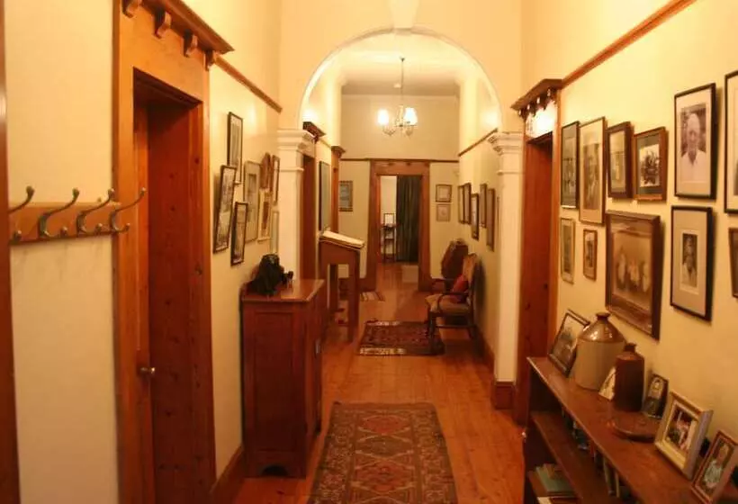 Leeuwenbosch Country House   Amakhala Game Reserve