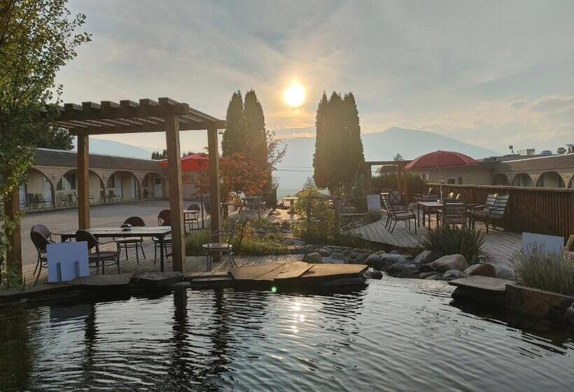 Magnuson Hotel Creston