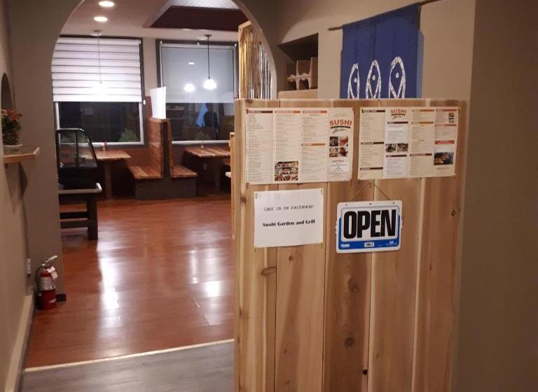 Magnuson Hotel Creston