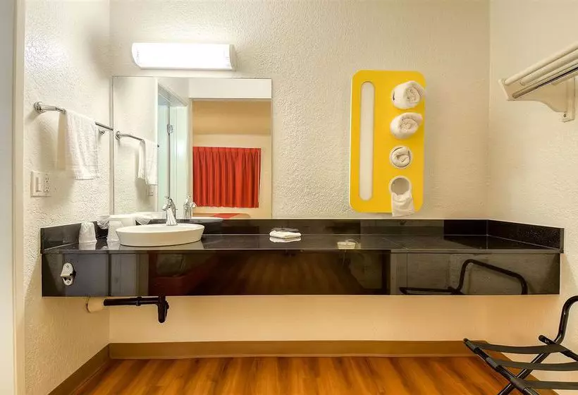 Motel 6 Los Angeles Norwalk