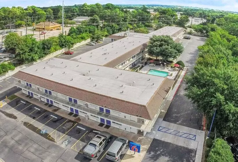 Motel 6 Huntsville, Tx