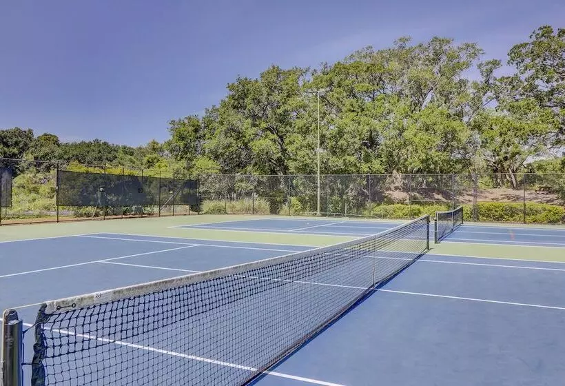 Ocean Palms Villas At Port Royal Resort