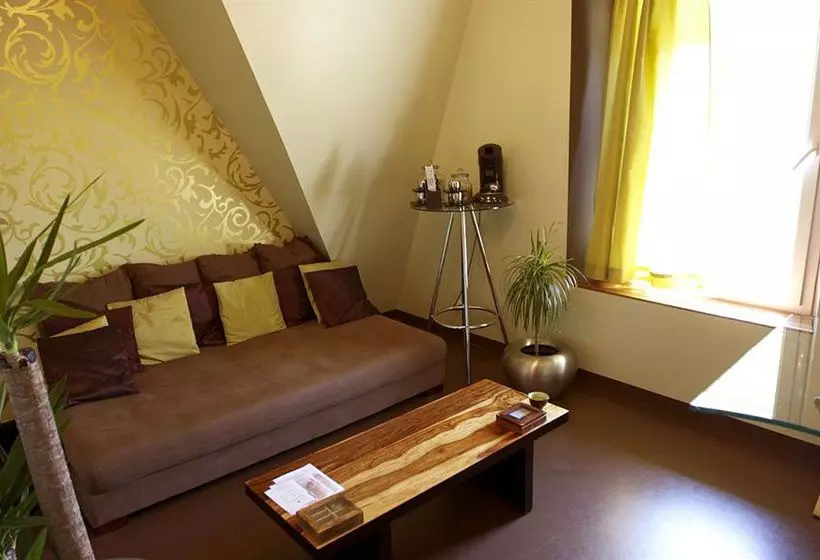 ペンション Suites De Charme L'arbanne
