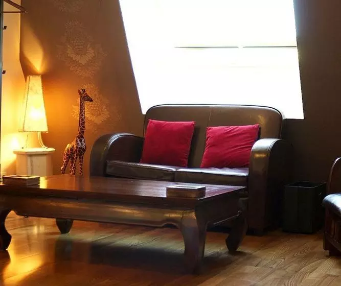 ペンション Suites De Charme L'arbanne