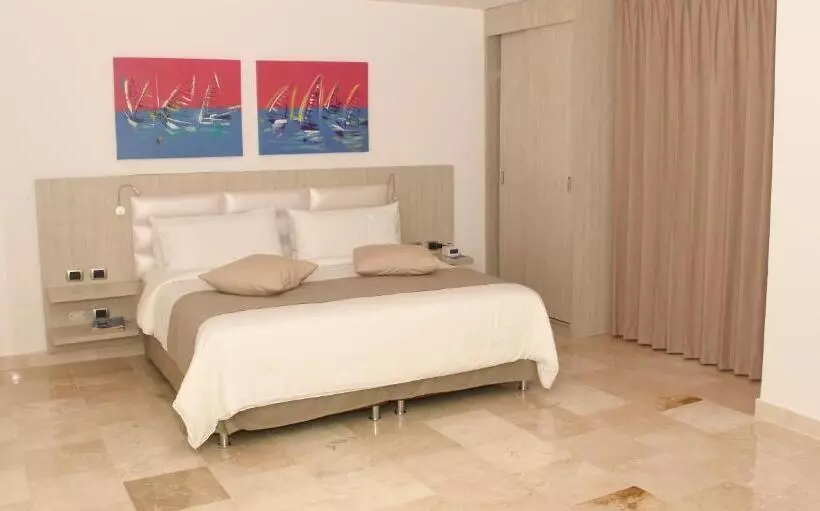 هتل Radisson Diamond Barranquilla