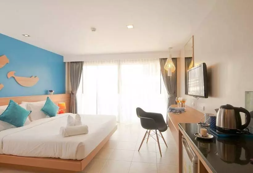 Ratana Apart Hotel At Kamala